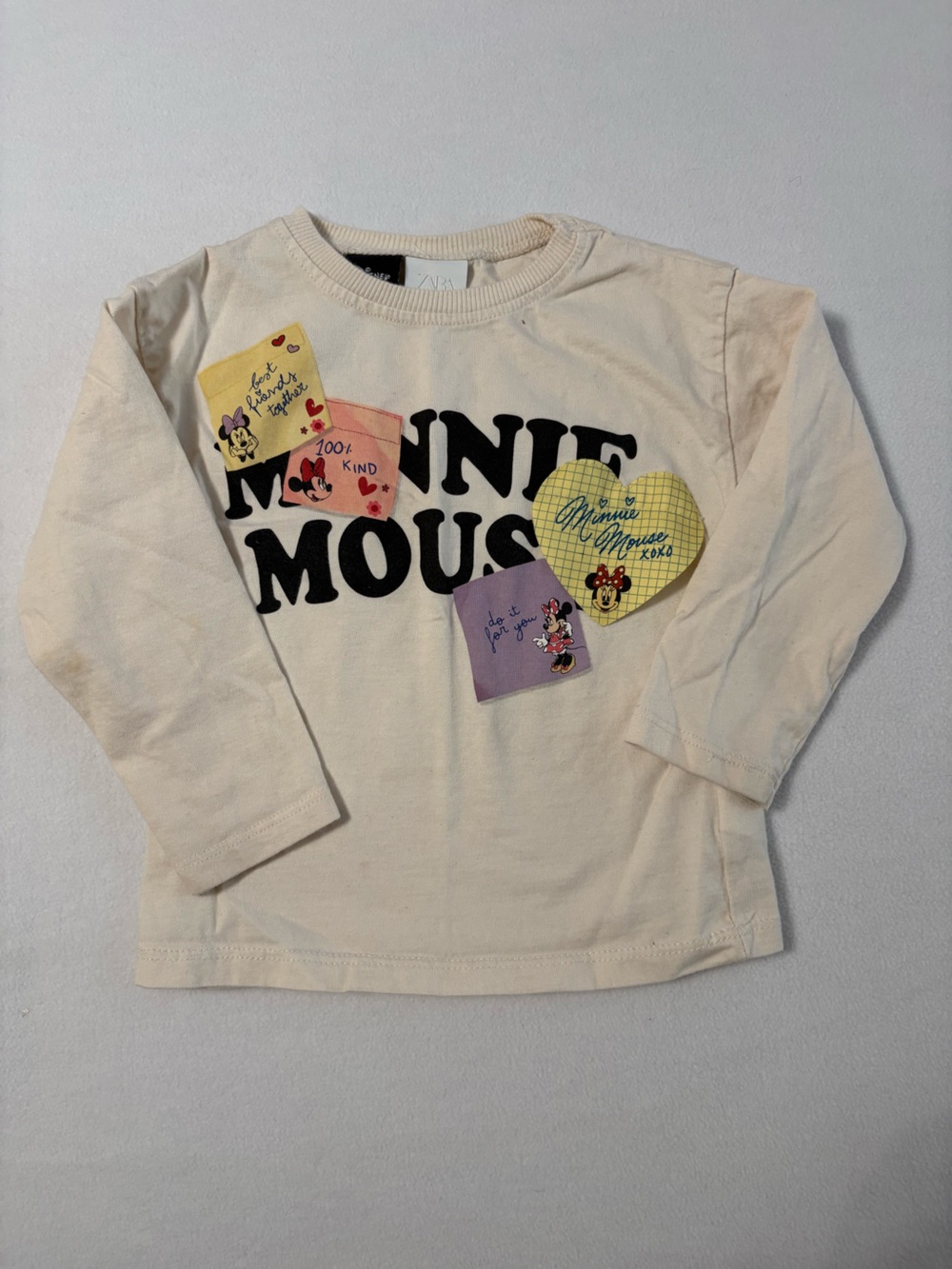 Disney Graphic Tee in Cream Size Medium NWT